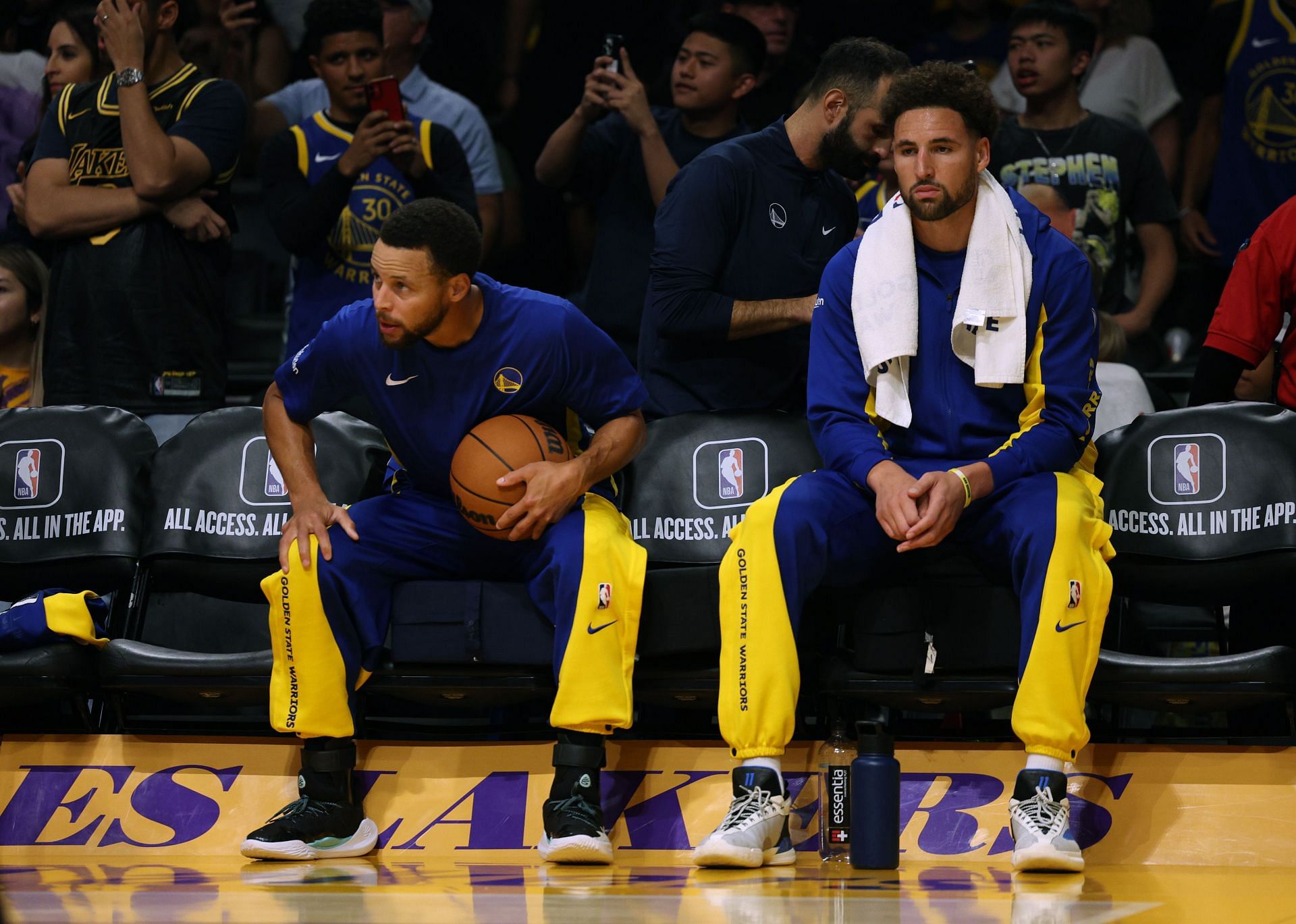 Golden State Warriors v Los Angeles Lakers