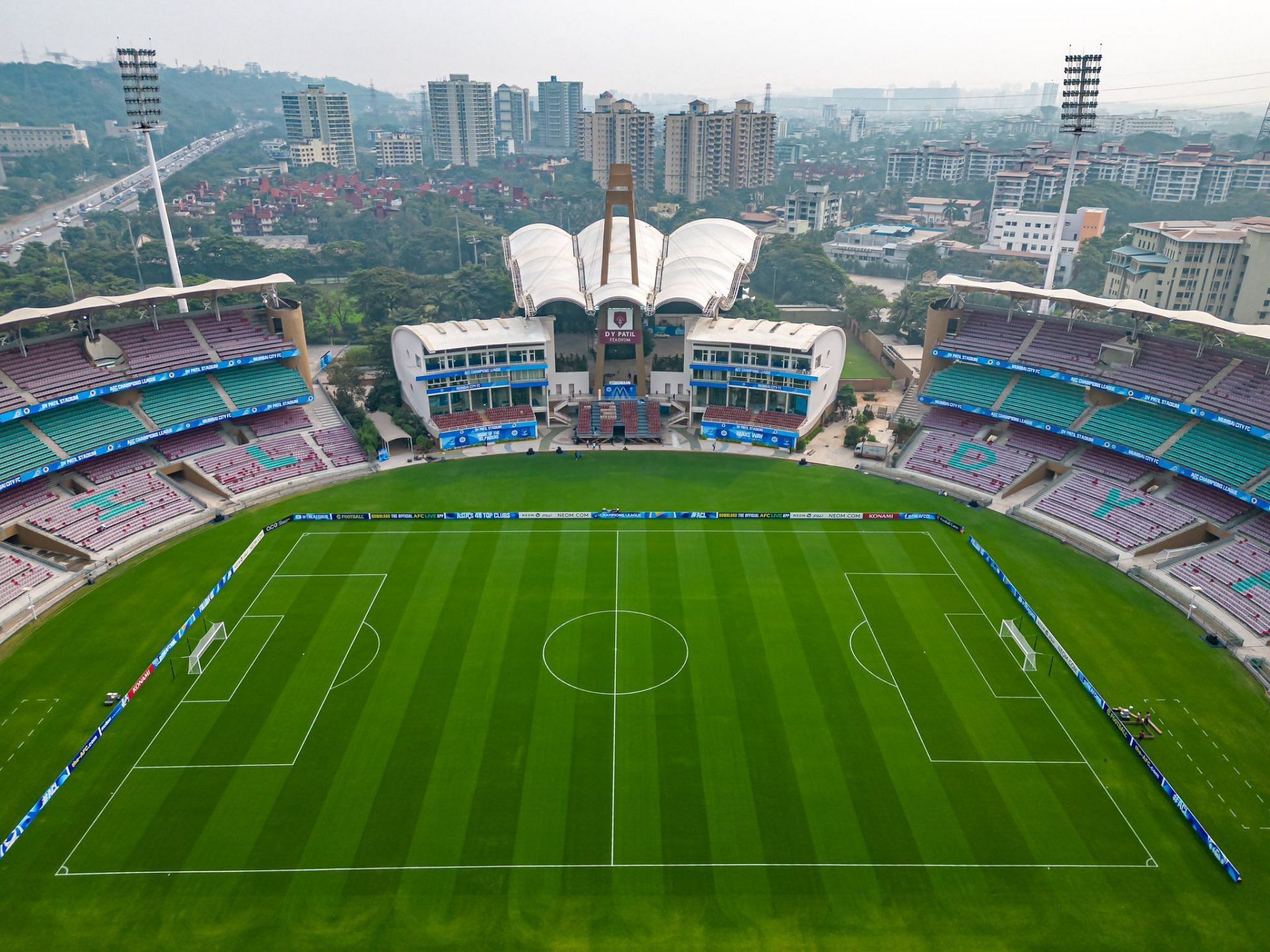 A picture of the DY Patil Sports Stadium (Image Credits: Twitter/Mumbai City FC)