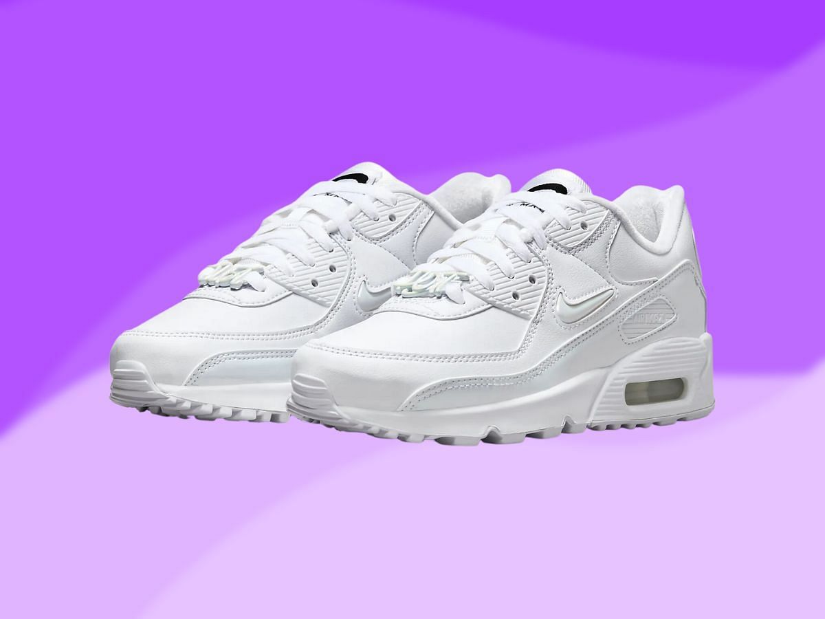 Nike Air Max 90 SE Women&#039;s (Image via Nike)