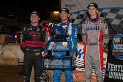Kyle Larson kicks off NASCAR offseason with USAC Midgets victory at Placerville