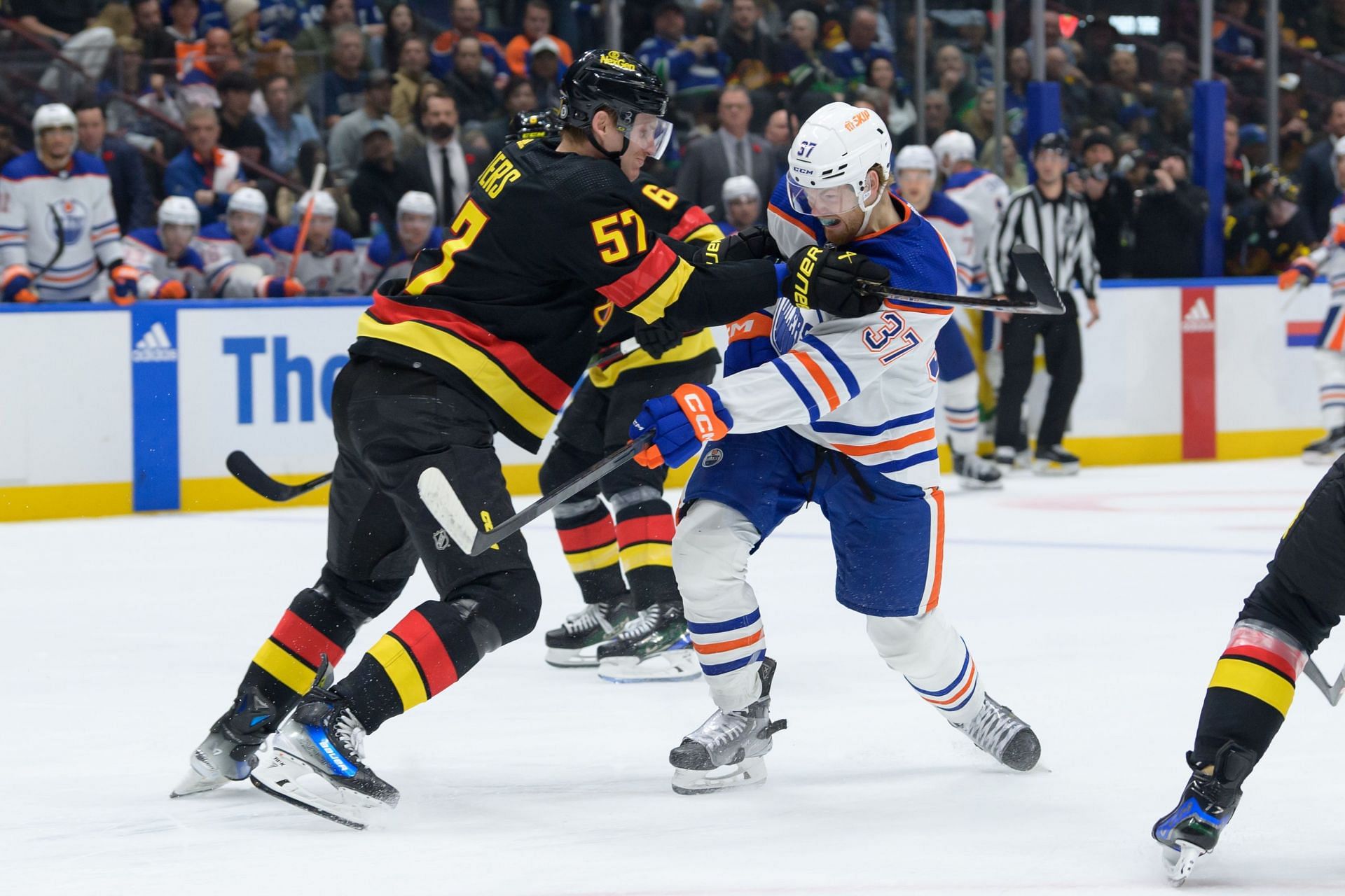 Edmonton Oilers v Vancouver Canucks