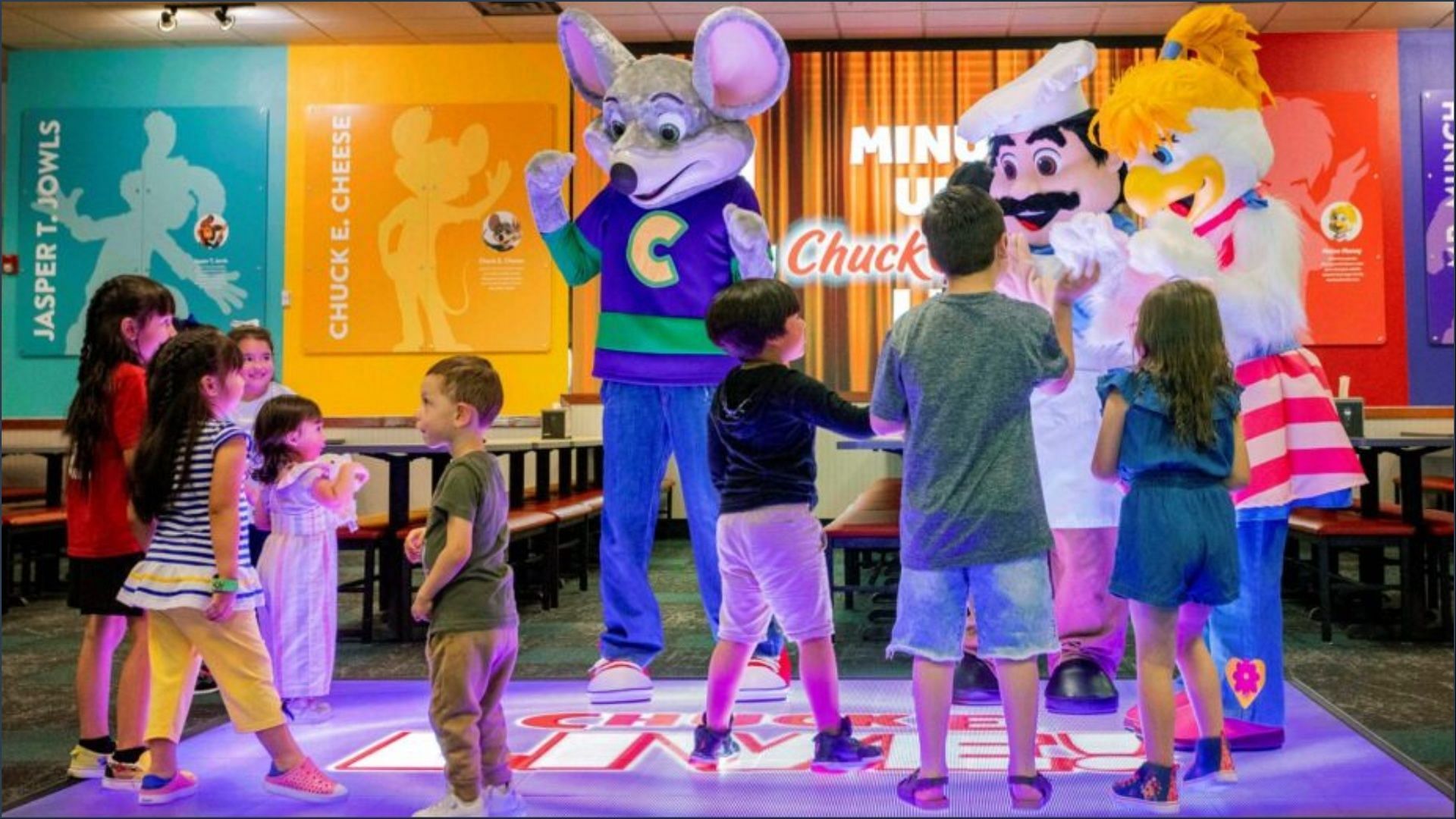 All Chuck E. animatronics bands are being removed except the one at the Northridge, California location (Image via Chuck E Cheese)