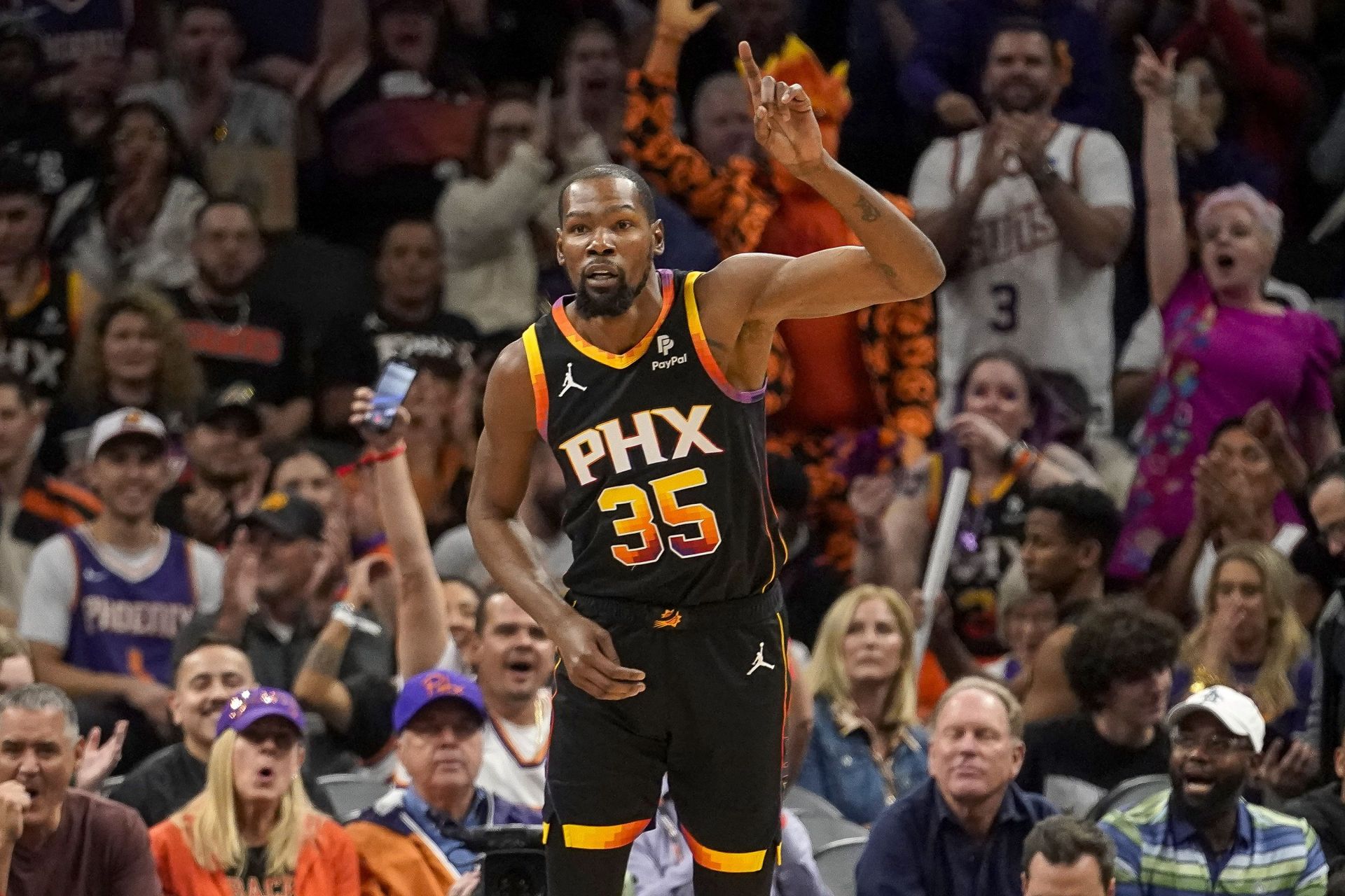 Phoenix Suns superstar forward Kevin Durant