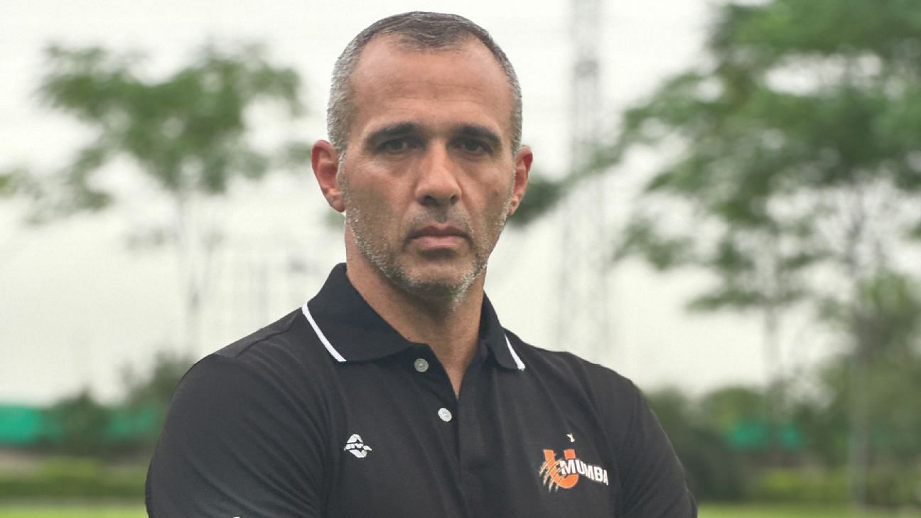 The Iranian coach Gholamreza Mazandarani rejoins U Mumba as Head Coach ahead of PKL 10.