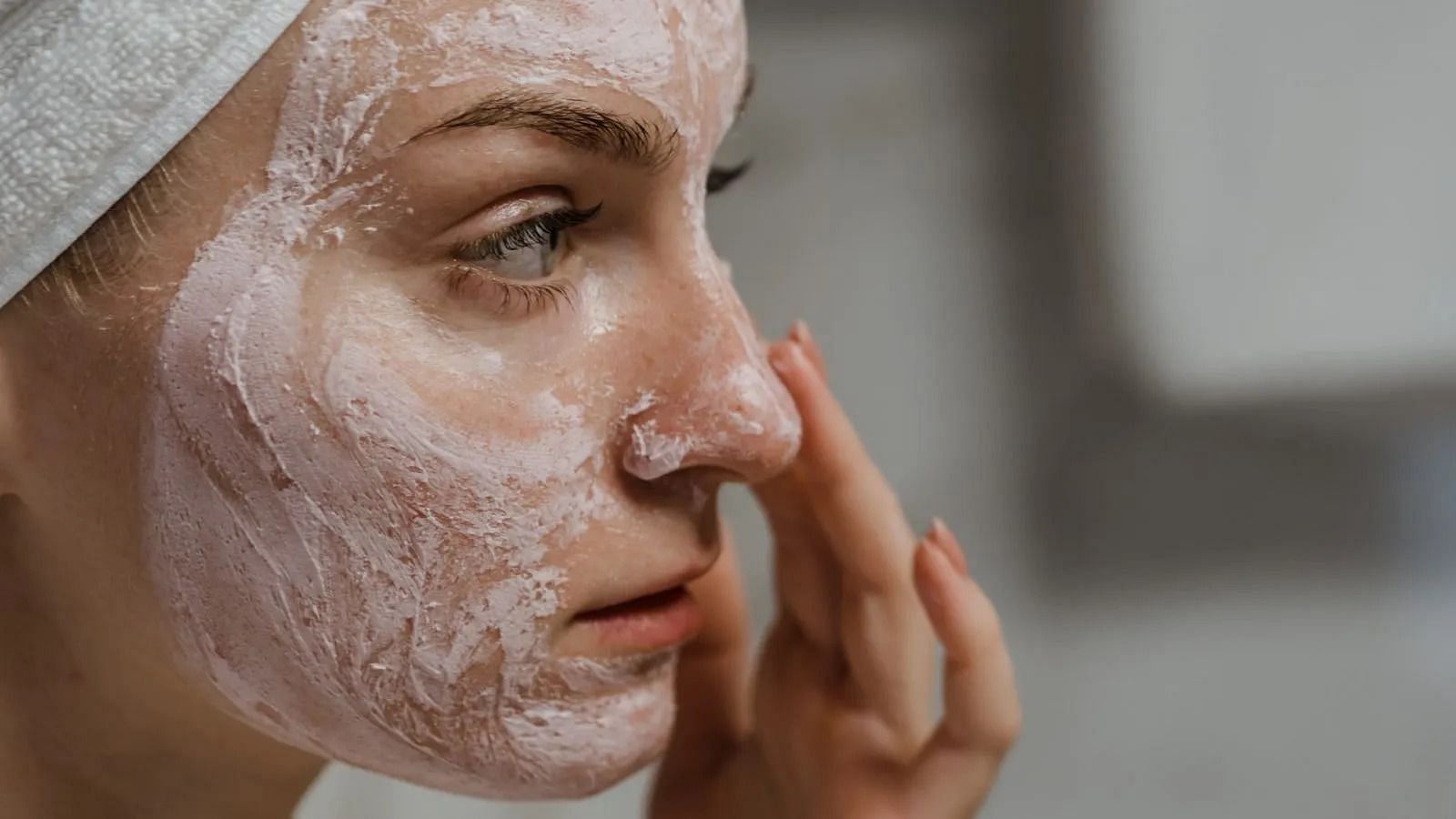 Natural exfoliators for face (Image via Getty Images)