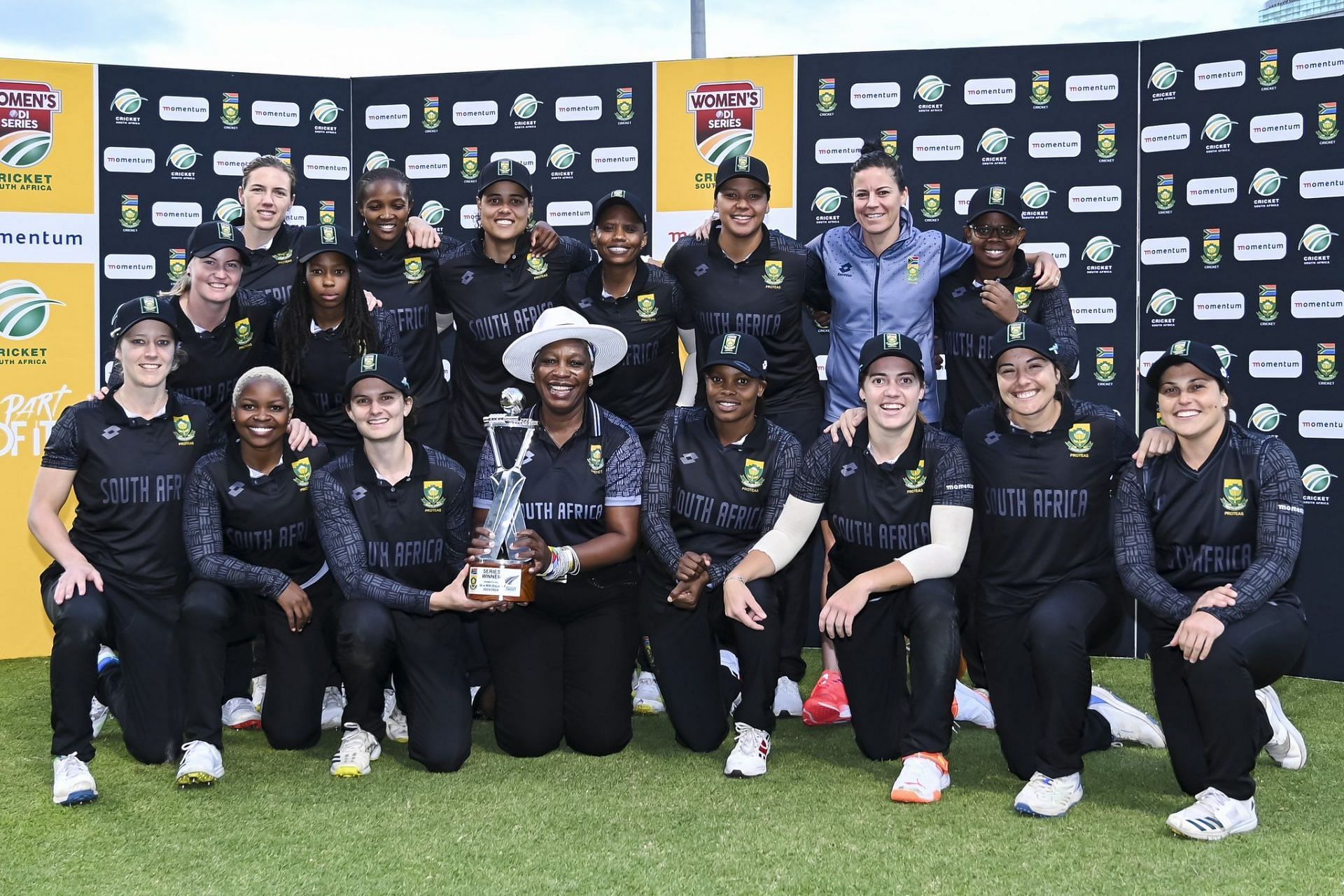 South Africa Women posing after winning the ODI Series against New Zealand