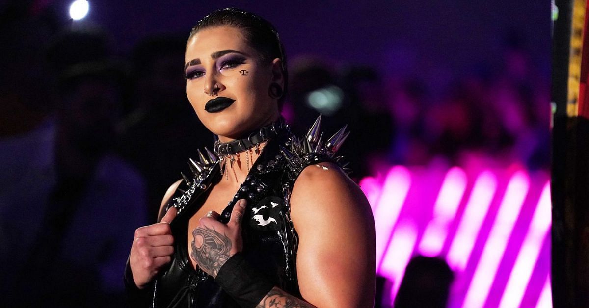 Rhea Ripley's single-worded message after shaking hands with newest ...