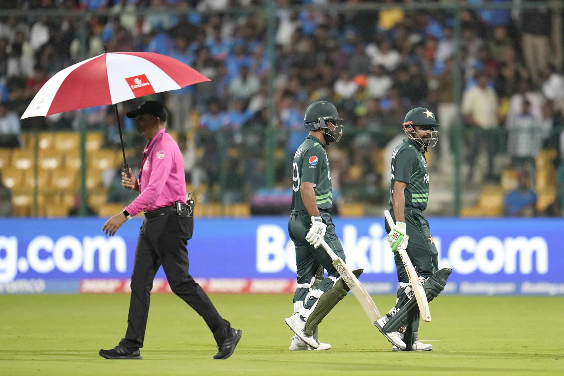 Pakistan beat New Zealand in their last match via the DLS method to keep their semi-final hopes alive. [P/C: AP]