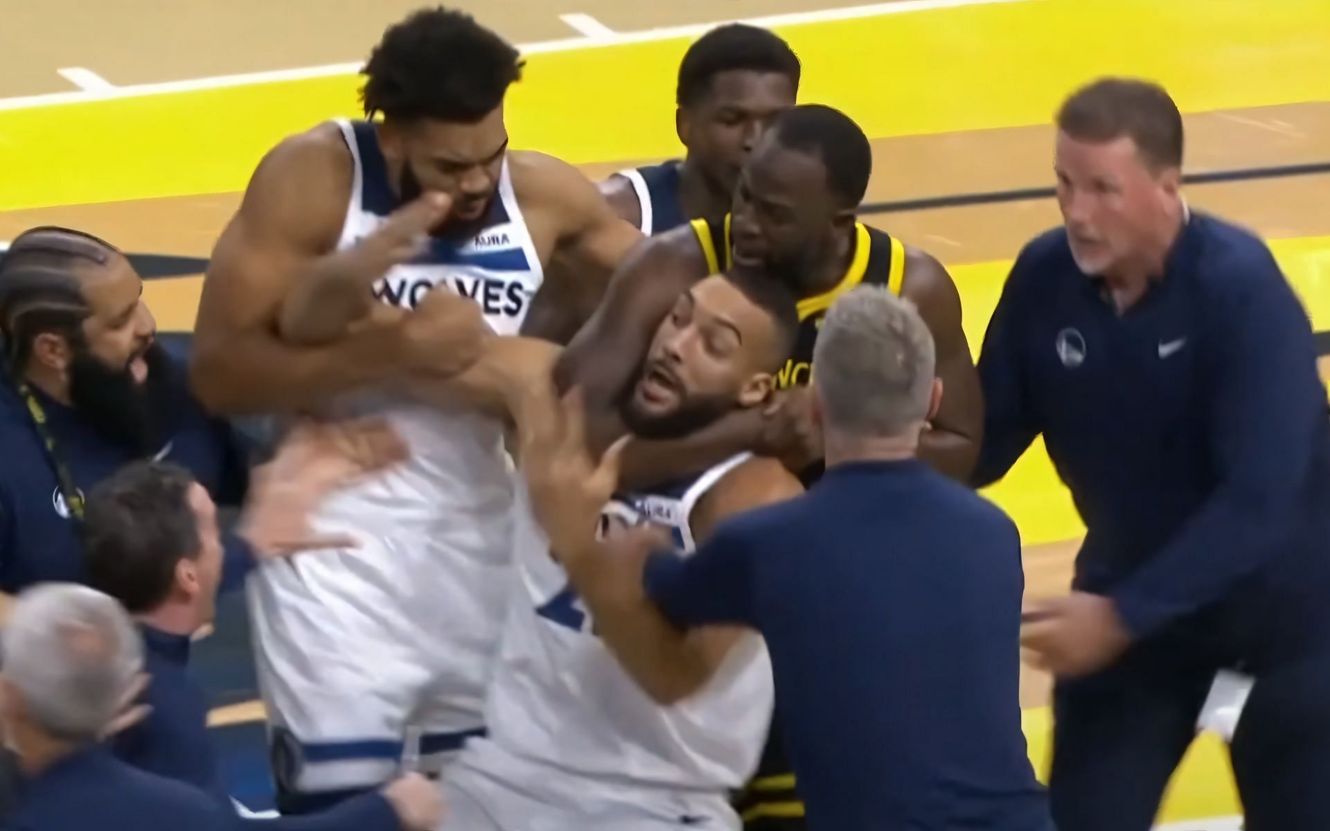 Rear-naked choke: Did Draymond Green use a rear-naked choke on Rudy Gobert  in on-court outburst? All you need to know [VIDEO]