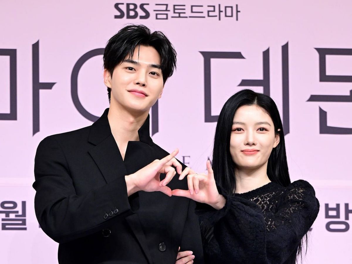 Fans rejoice as Song Kang and Kim Yoo-jung attend press conference for ...