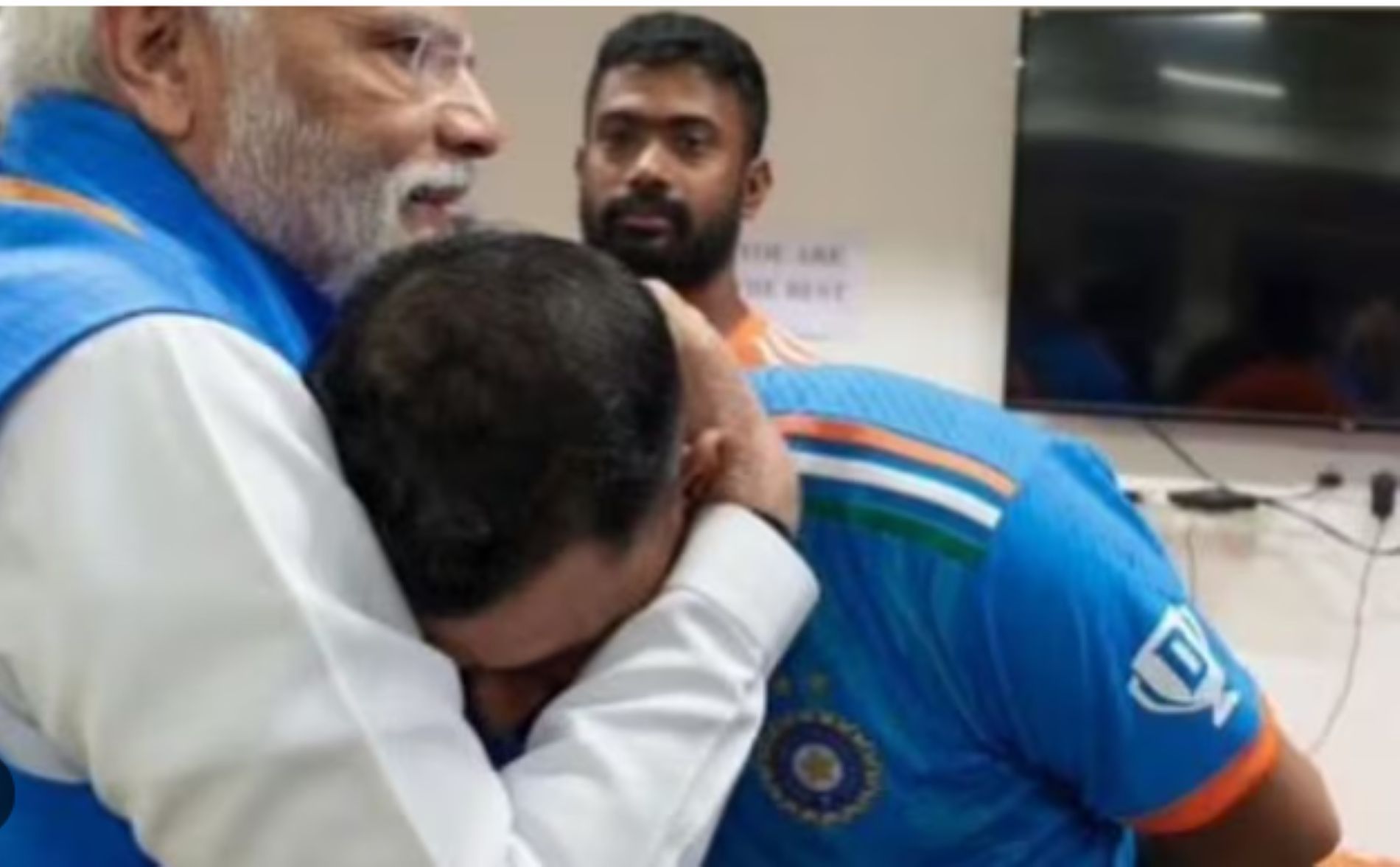 PM Narendra Modi commiserates with Mohammed Shami