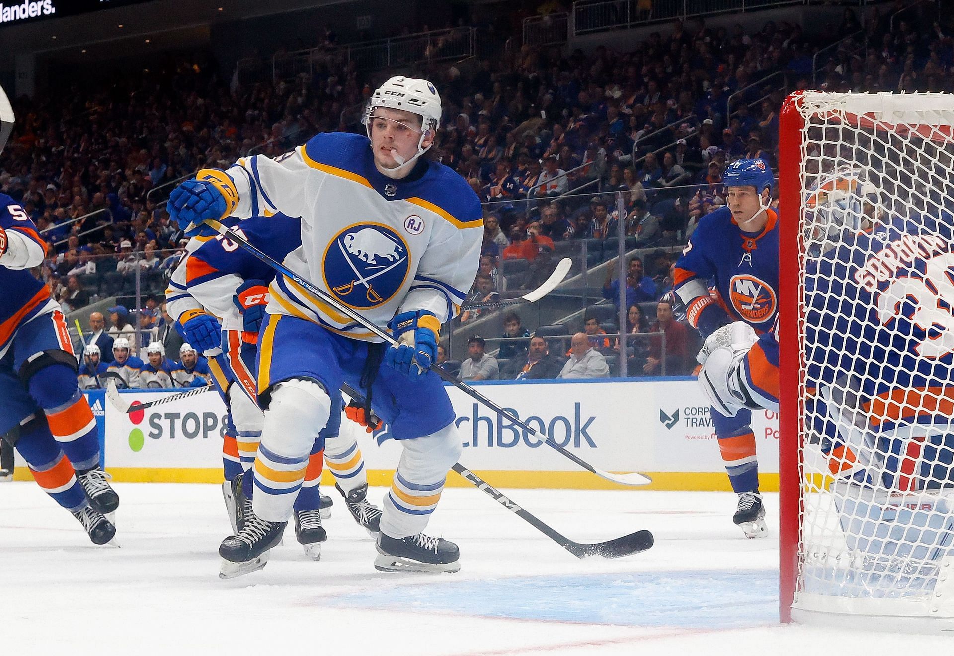 Buffalo Sabres v New York Islanders