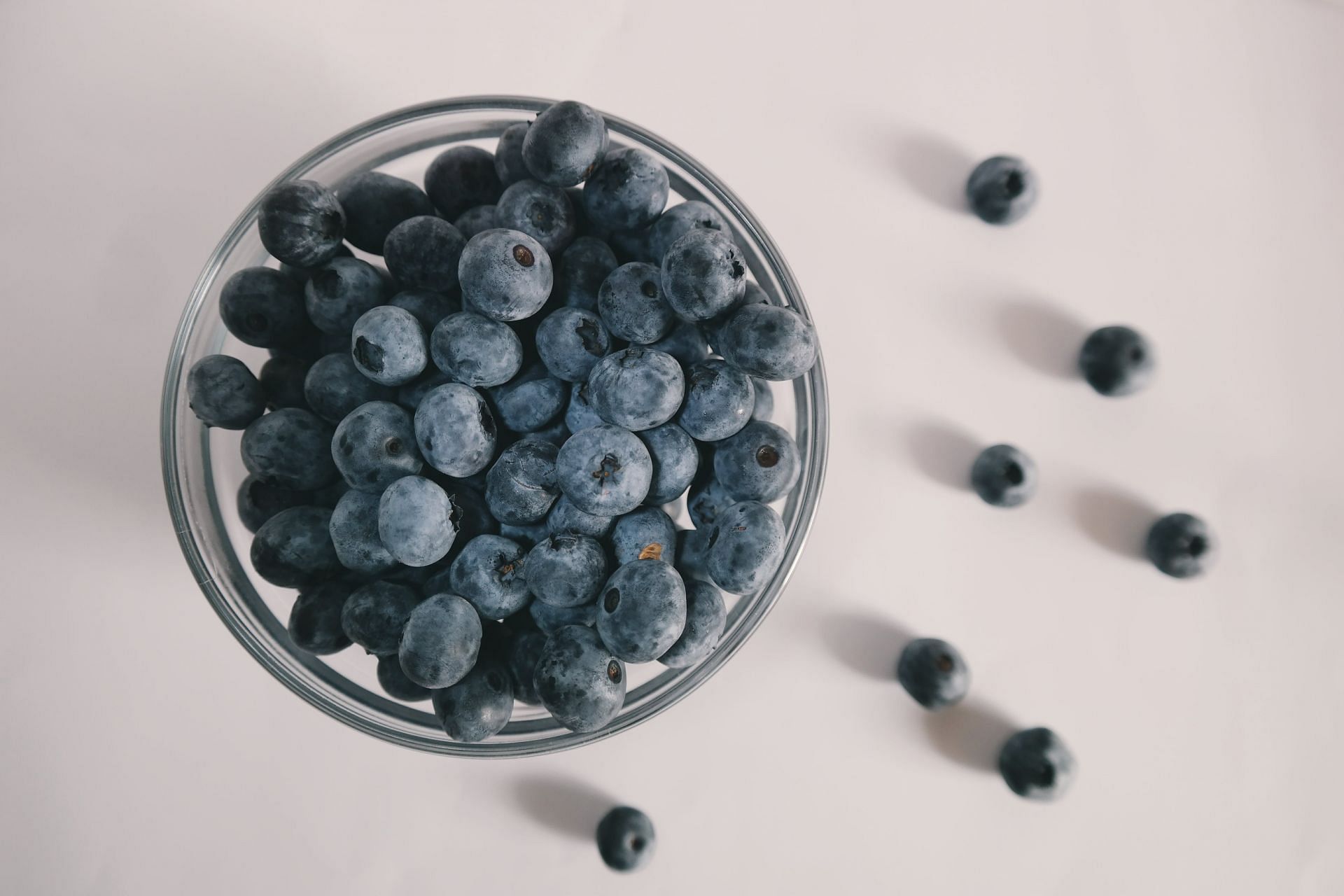 Blueberries as a fat burning fruit (image sourced via Pexels / Photo by Brigitte)