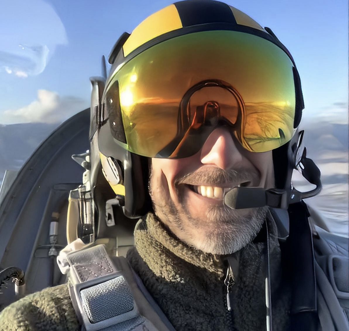 Henrik Lundqvist endures 6Gs in Top Gun-like fighter plane experience (Image Credit: hlundqvist/Instagram)