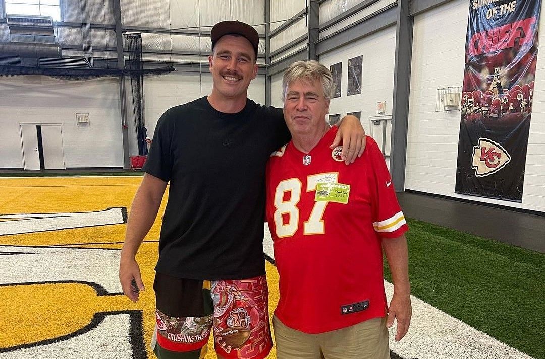 Is Travis Kelce&#039;s Father Alive?