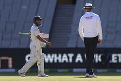 AUS vs PAK: पाकिस्तान की हार से भड़के हेड कोच मोहम्मद हफीज, अंपायरिंग और टेक्नोलॉजी पर उठाए सवाल