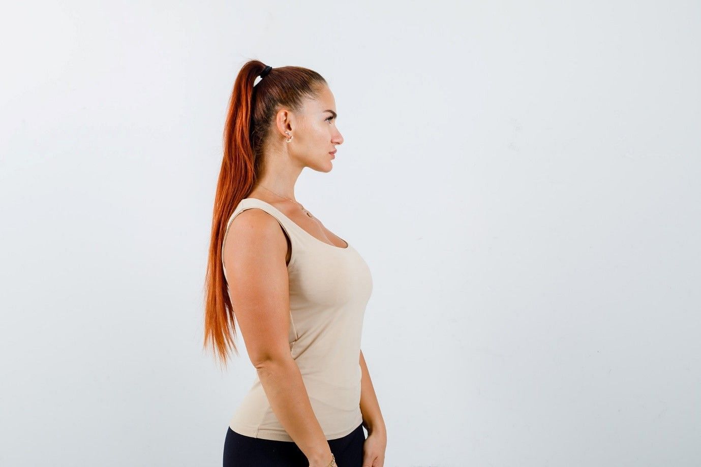 Support of joints is crucial in improving posture while moving (image by 8photo on freepik)