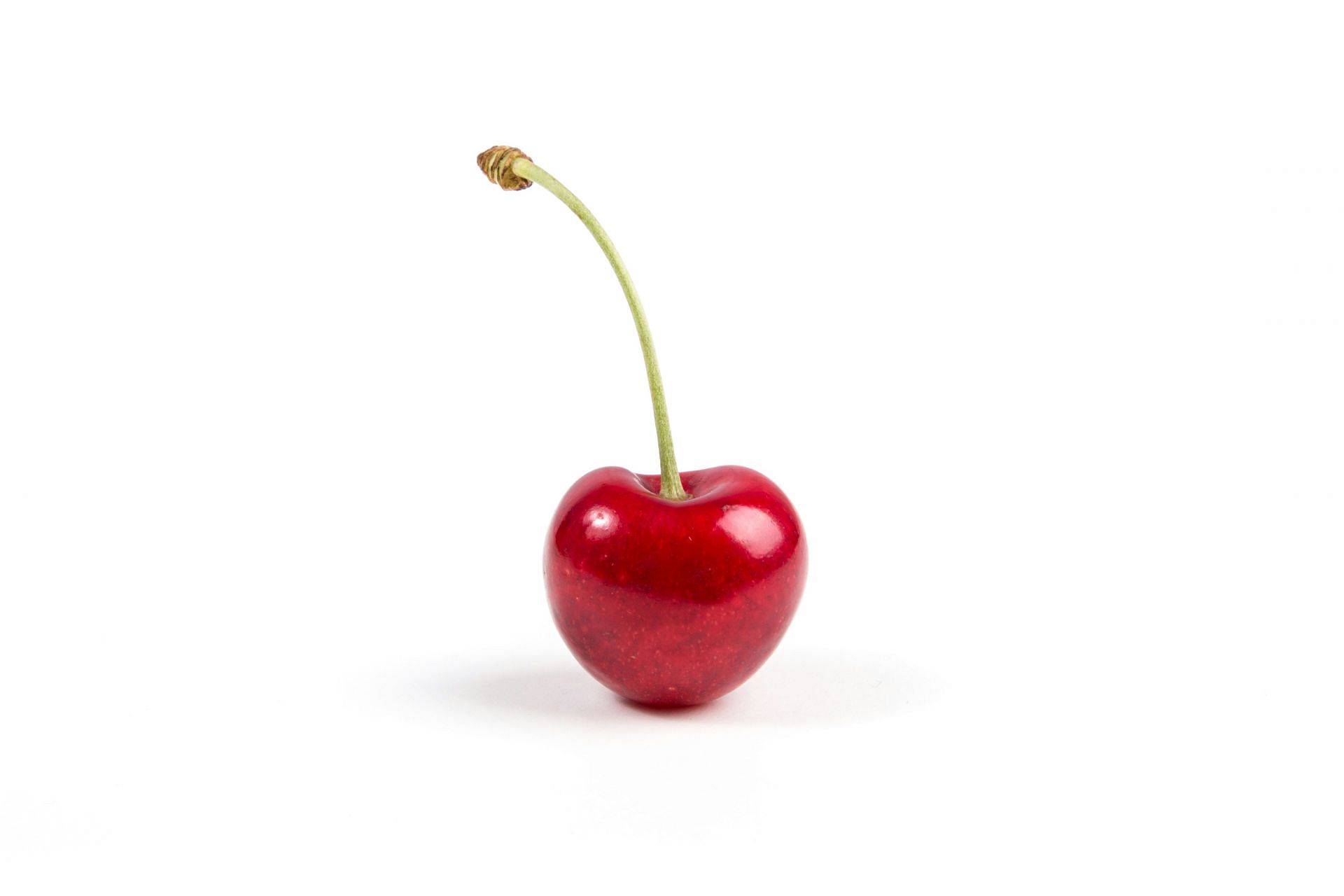 Cherry juice (Image via Unsplash/Quartisch)