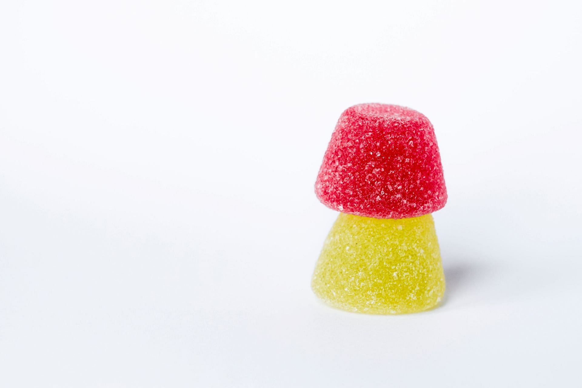Mental health benefits when you stop eating sugar (image sourced via Pexels / Photo by arminas)