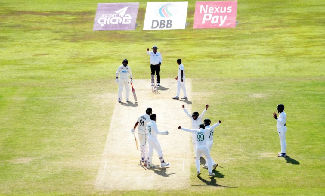 Bangladesh wrapping up the New Zealand innings [Getty Images]