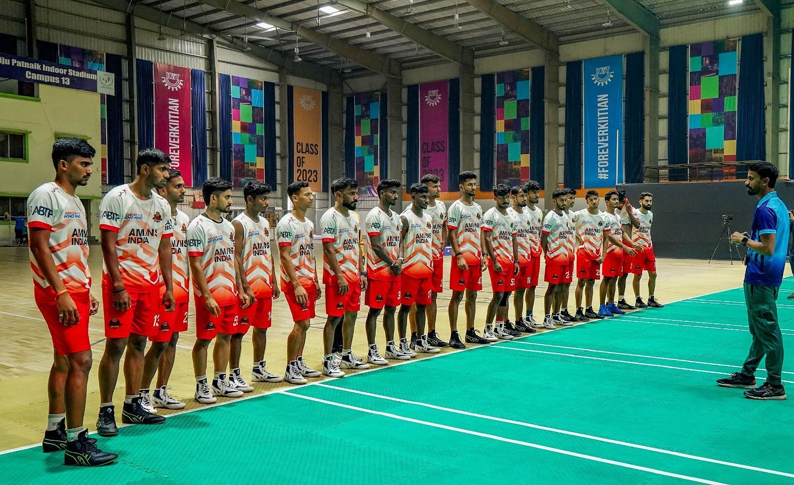 Odisha Juggernauts players listen to the coach