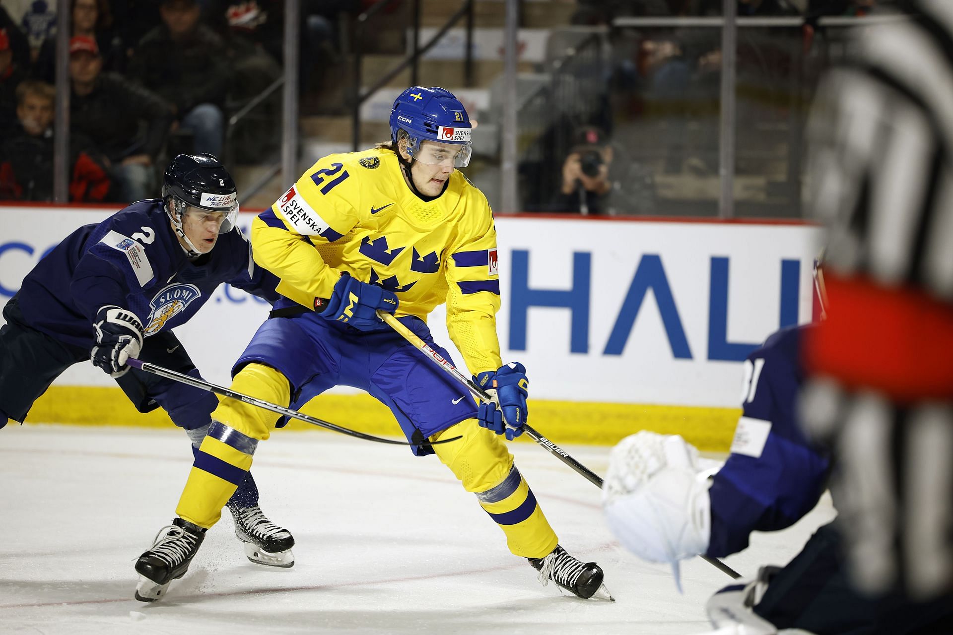 Finland v Sweden: Quarterfinals - 2023 IIHF World Junior Championship