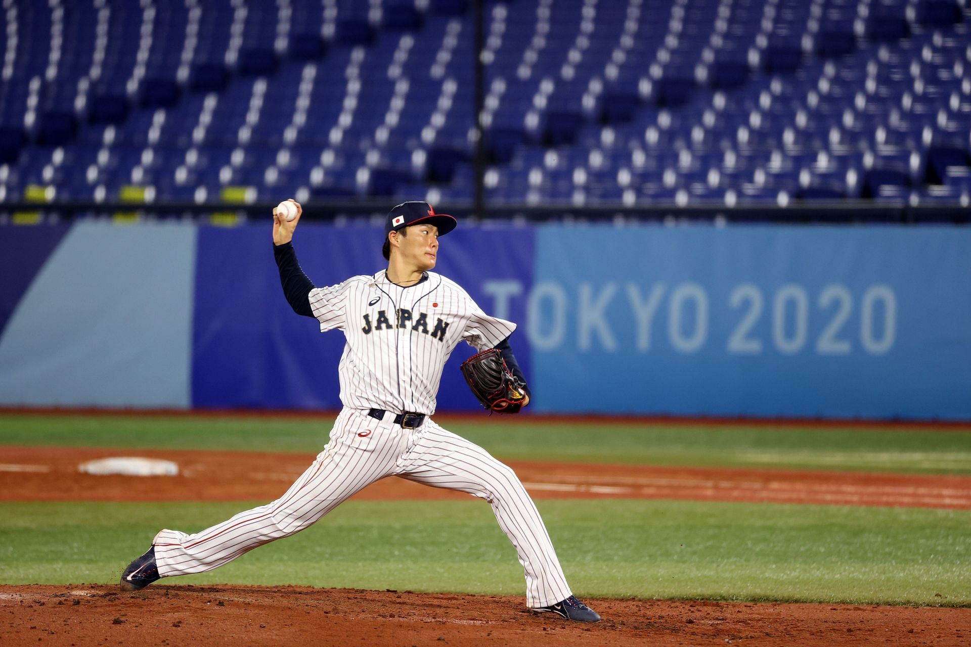 Will the Dodgers land Yoshinobu Yamamoto?