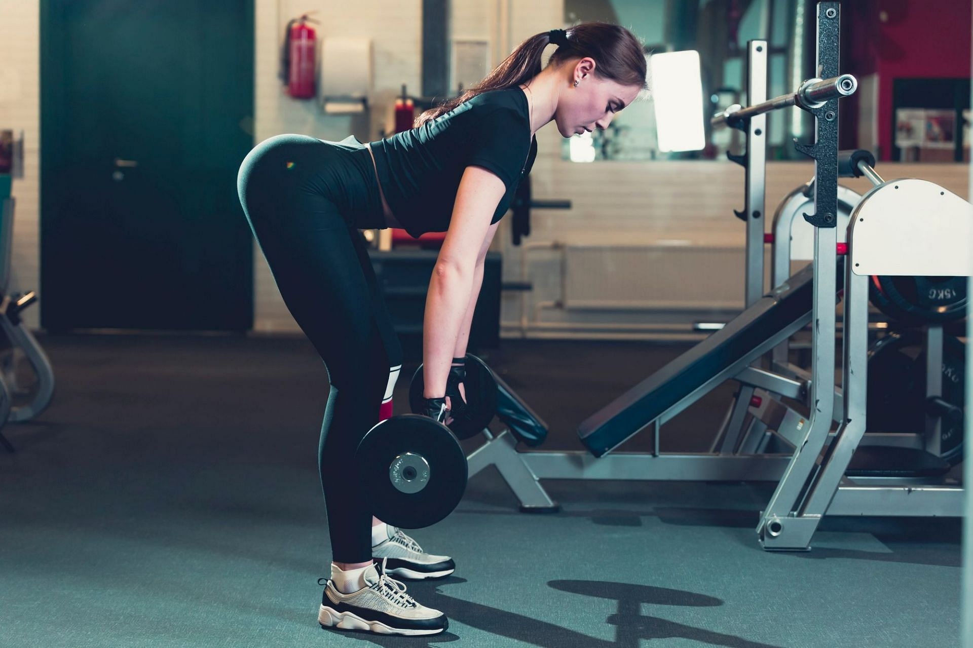 how-to-do-thruster-workouts-efficiently-and-get-the-most-benefits