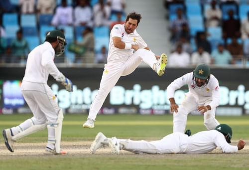 Yasir Shah in action for Pakistan.