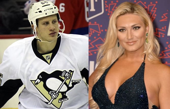 Report: Former NHLer Steven Oleksy ties knot with Brooke Hogan, daughter of WWE legend Hulk Hogan