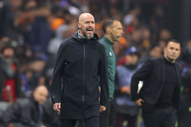 “I’ll talk to him and not the media” - Erik ten Hag admits he’ll talk to Manchester United star in private amid poor run of form