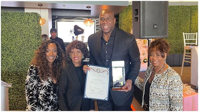 Magic Johnson honored with Inspiration Award in Congresswoman Maxine Waters' attendance: "So grateful"