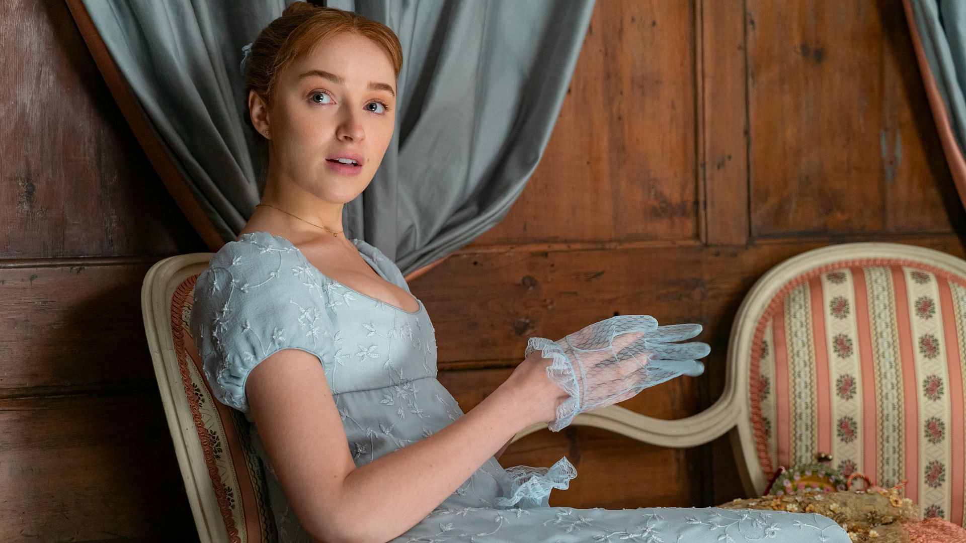 Actress Phoebe Dynevor plays Daphne Bridgerton (Image via Liam Daniel for Netflix)