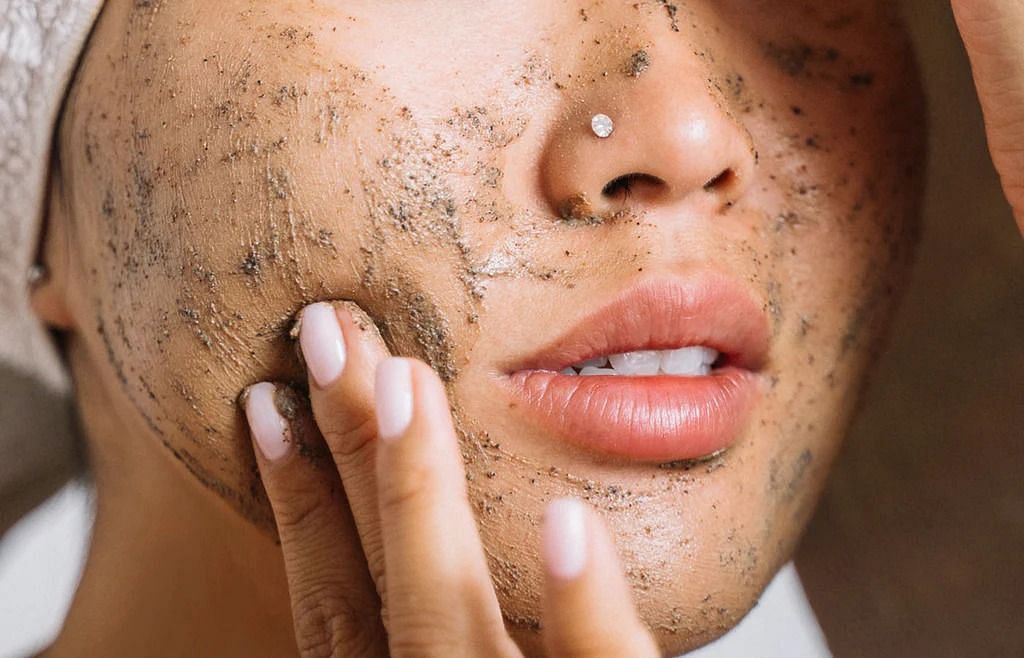 Natural Skin Exfoliants (Image via Shutterstock/Puhha)