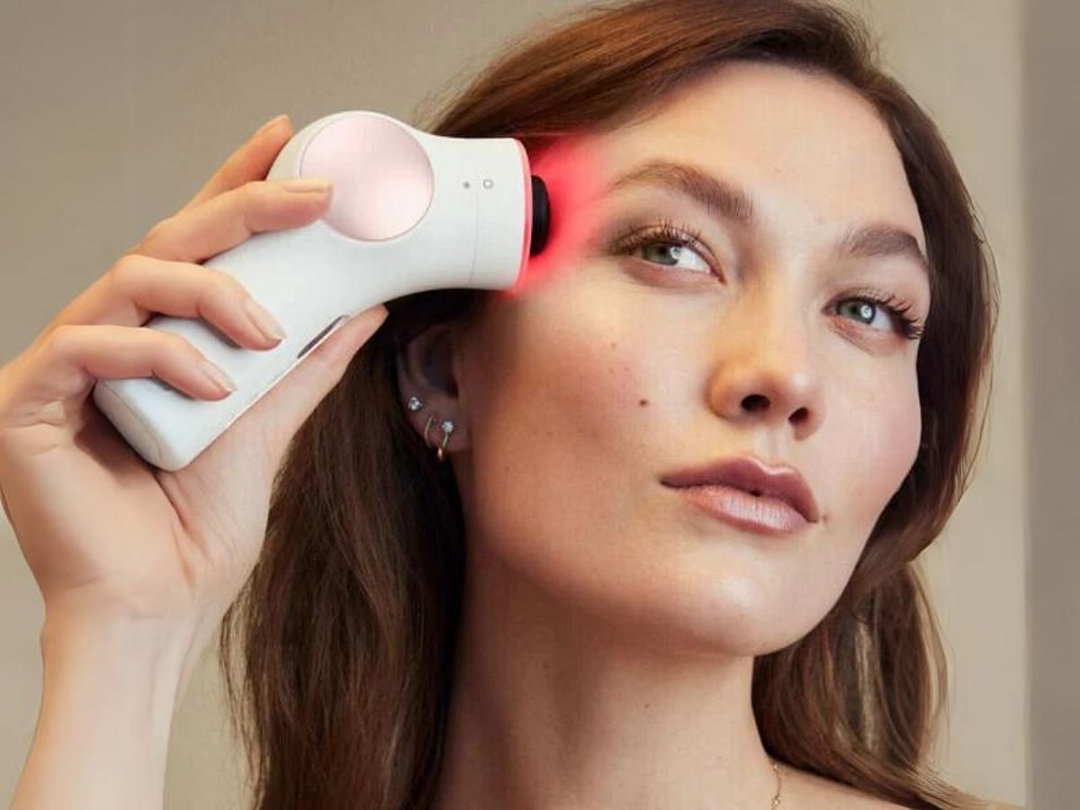 TheraFace PRO Percussive Skin Care Device (image via Therabody)