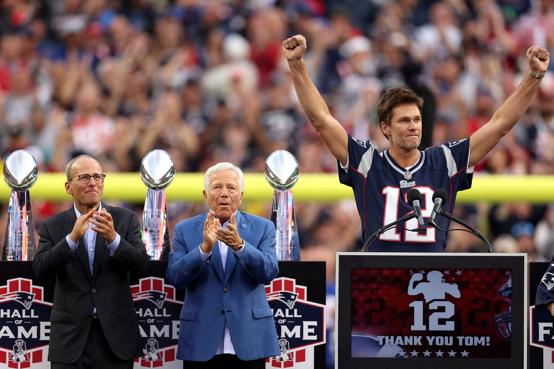 Tom Brady gets inducted into the Patriots Hall of Fame