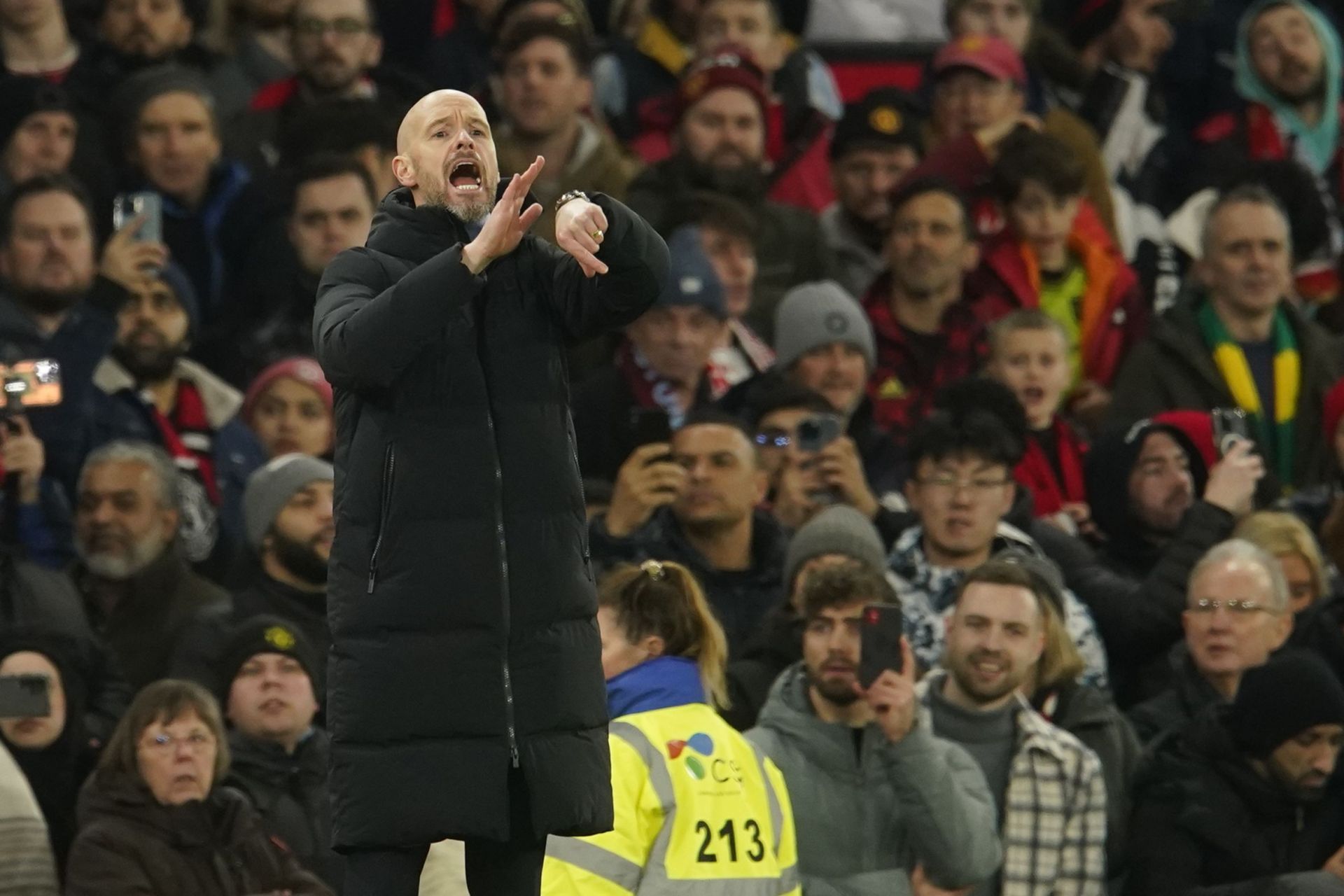 Manchester United Transfer News Roundup: Red Devils planning January Anthony Martial exit; club leading Arthur Vermeeren race, and more - December 27, 2023