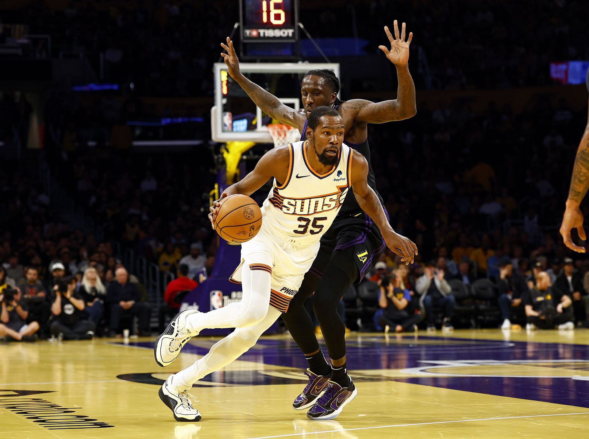 Phoenix Suns v Los Angeles Lakers: Quarterfinals - 2023 NBA In-Season Tournament