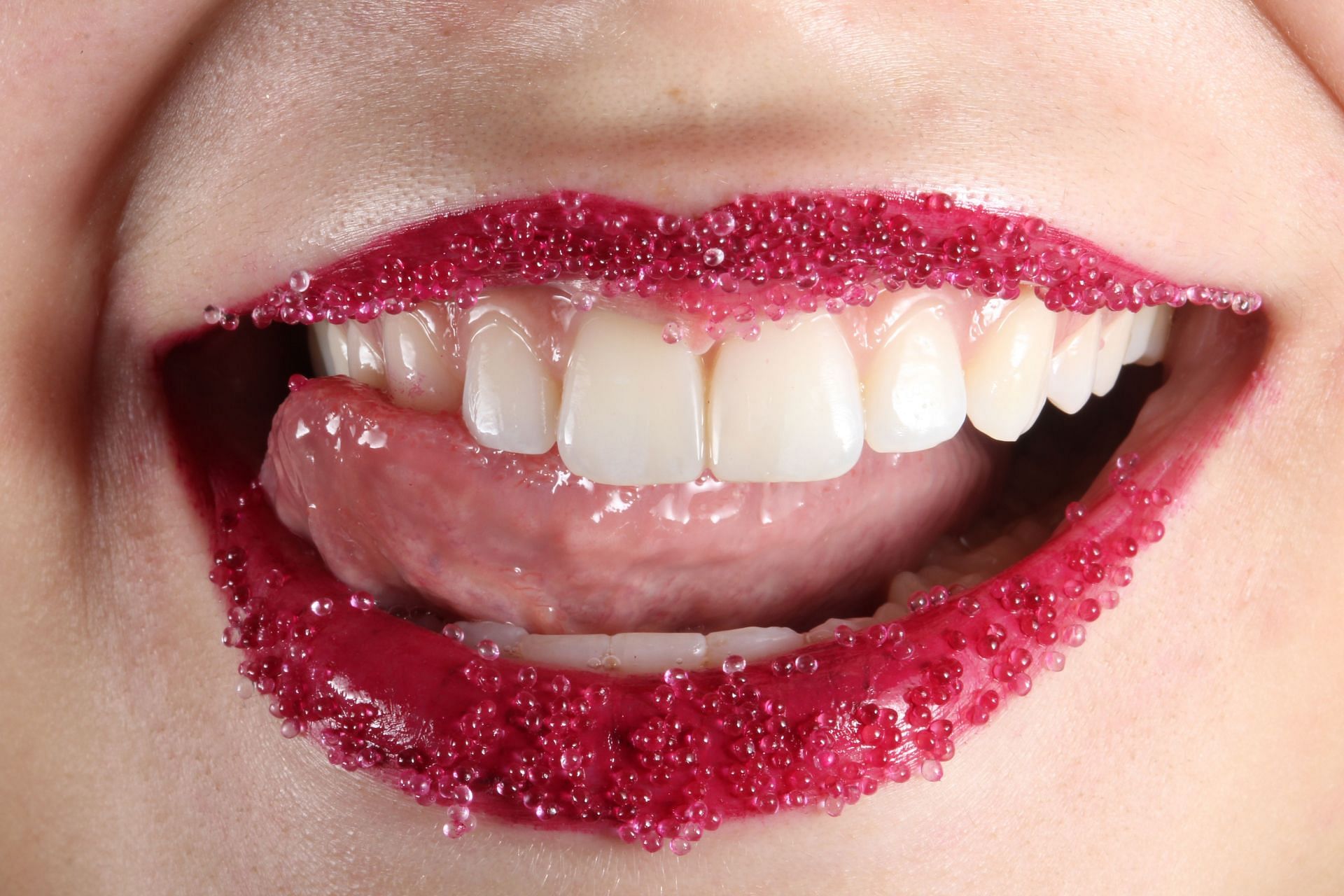 Lips (Image via Unsplash/Rafael)