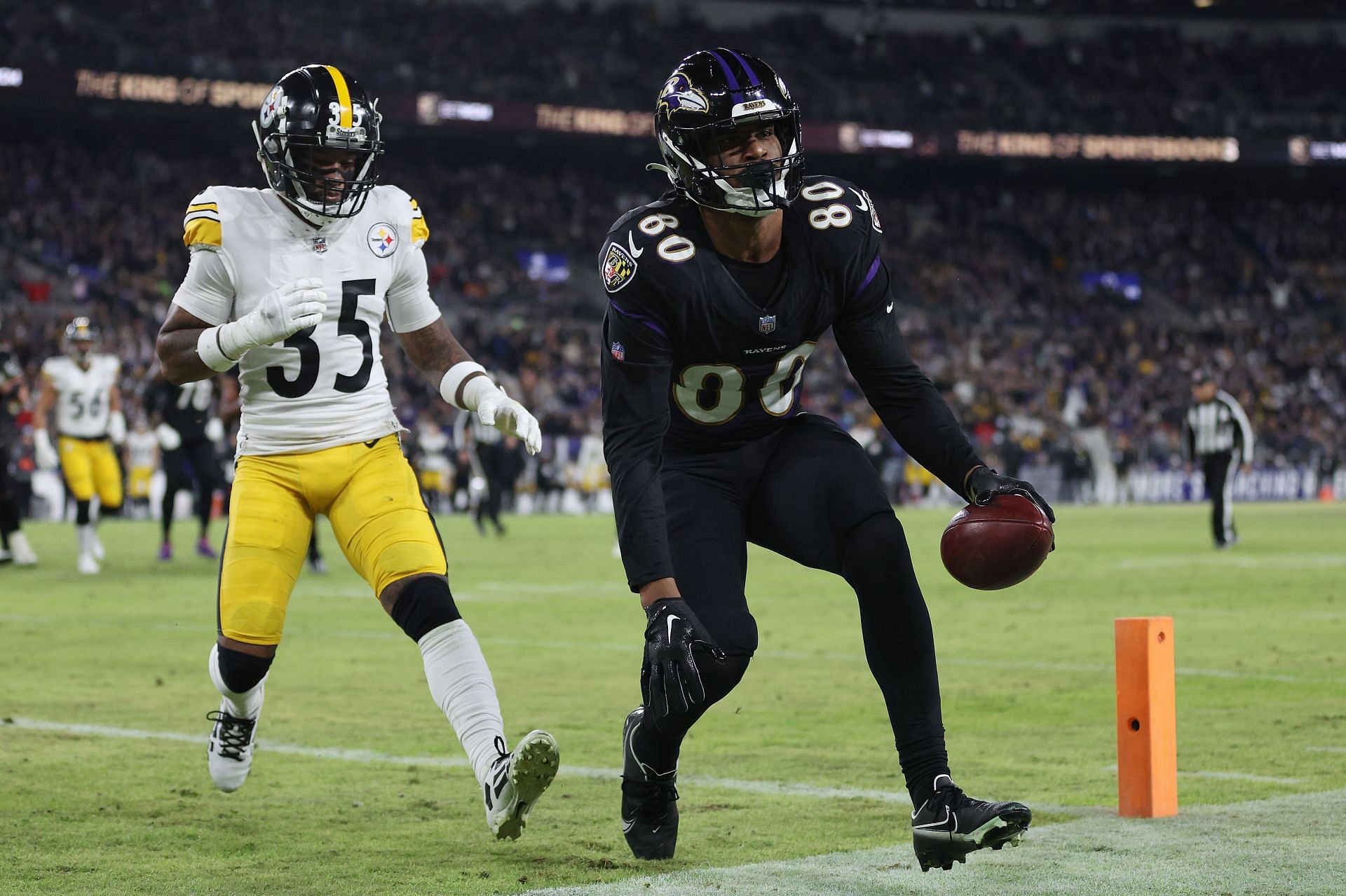 Pittsburgh Steelers v Baltimore Ravens