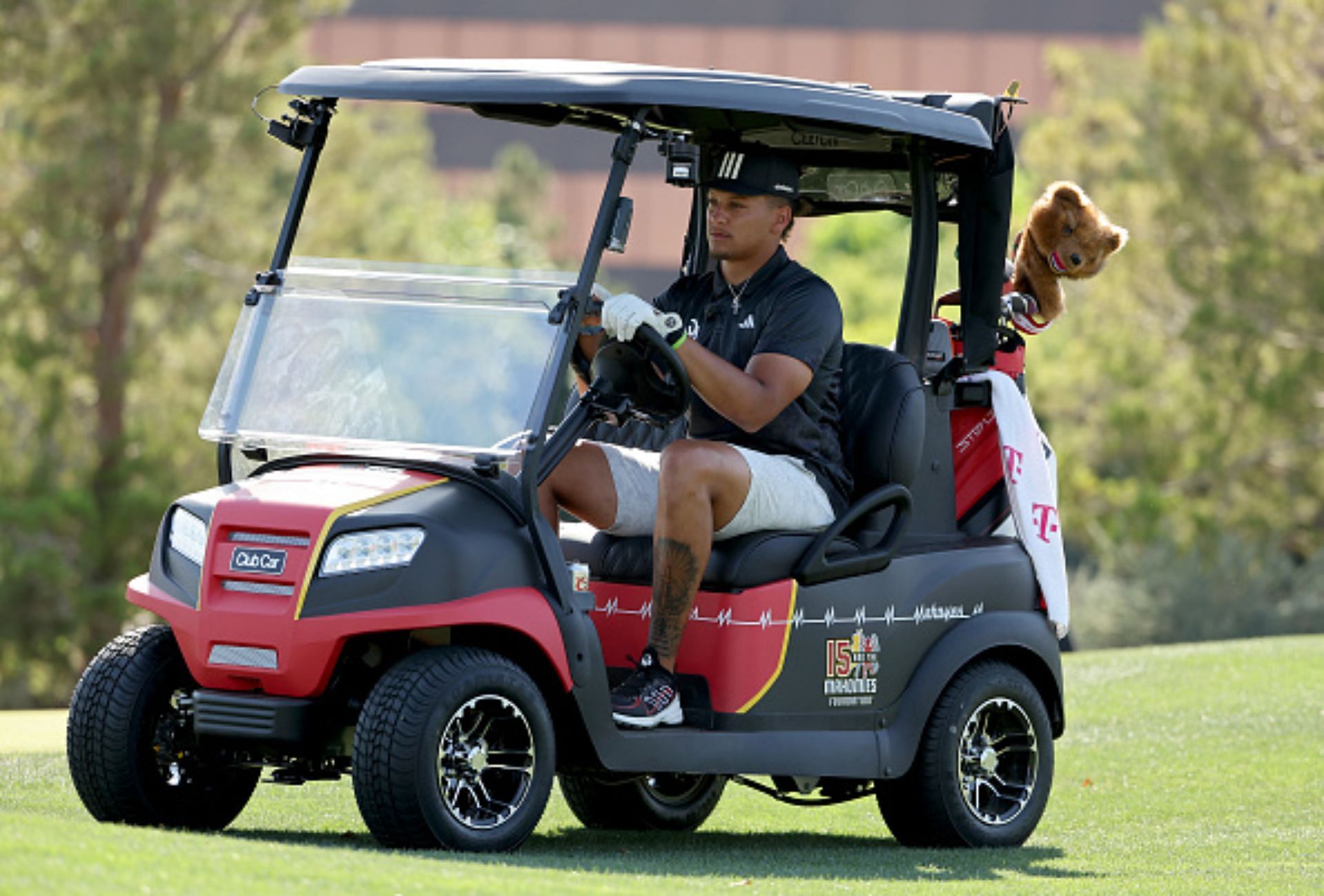 Ace NFL quarterback Patrick Mahomes gifts golf carts to his offensive