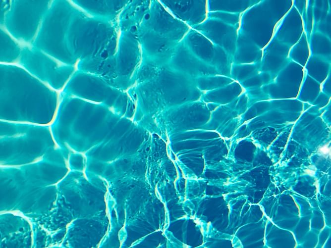 8 incredible benefits of polar plunges