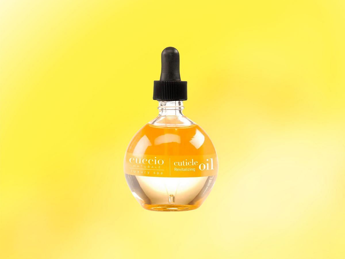 Cuccio Naturale Revitalizing Cuticle Oil (Image via Cuccio Naturale)