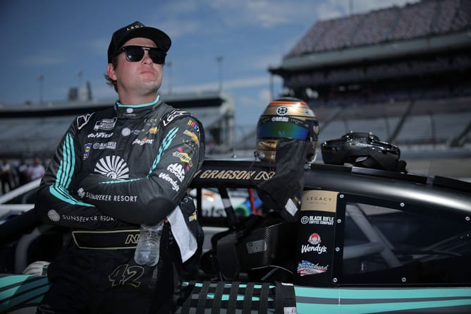 “I think that pretty much confirms it”: Fans react after Noah Gragson was spotted in Stewart Haas Racing shop