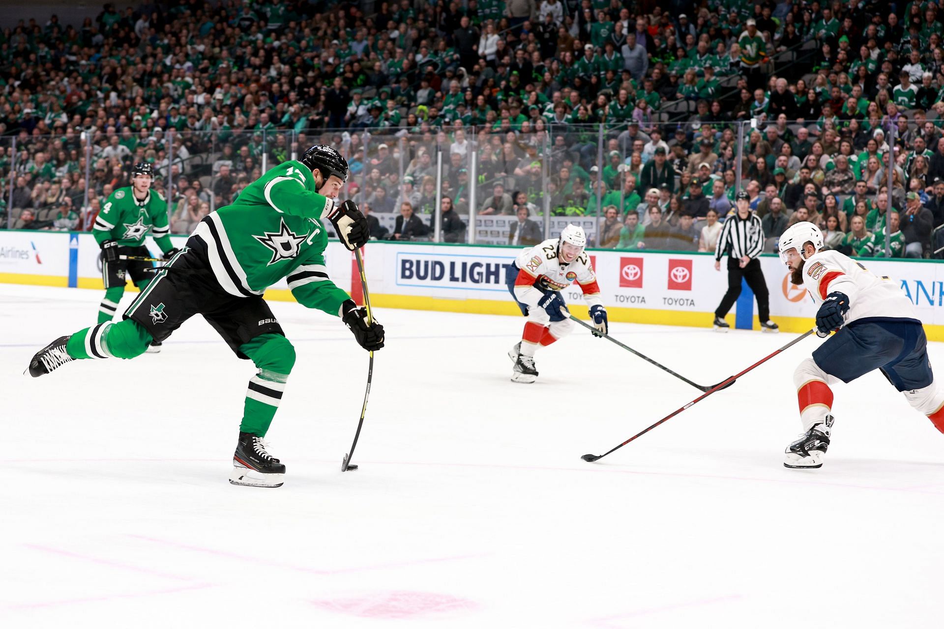 Florida Panthers v Dallas Stars