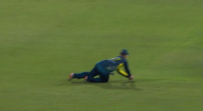 [Watch] Ben Dwarshuis gets the big fish as Suryakumar Yadav departs cheaply in IND vs AUS 5th T20I