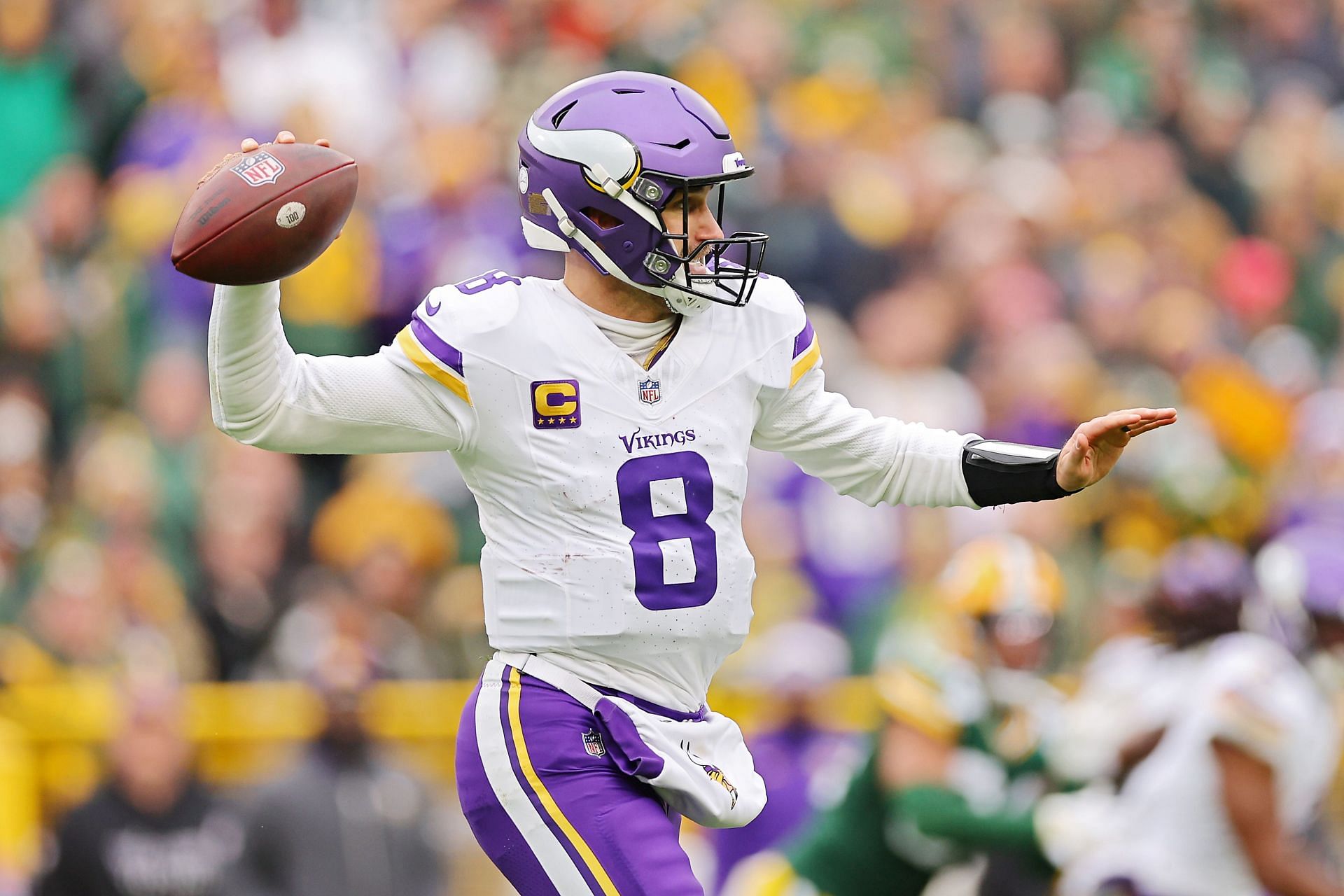 Kirk Cousins injury update Vikings QB’s wife Julie hopeful for husband