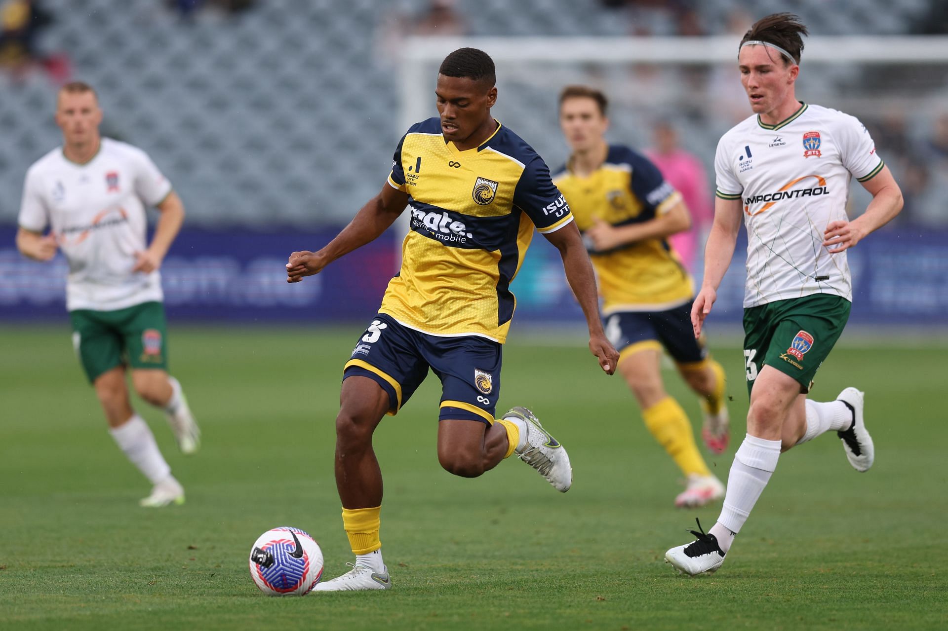 A-League Men Rd 5 - Newcastle Jets v Central Coast Mariners