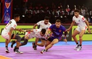 Ashu Malik in action against Haryana Steelers (Credits: PKL)
