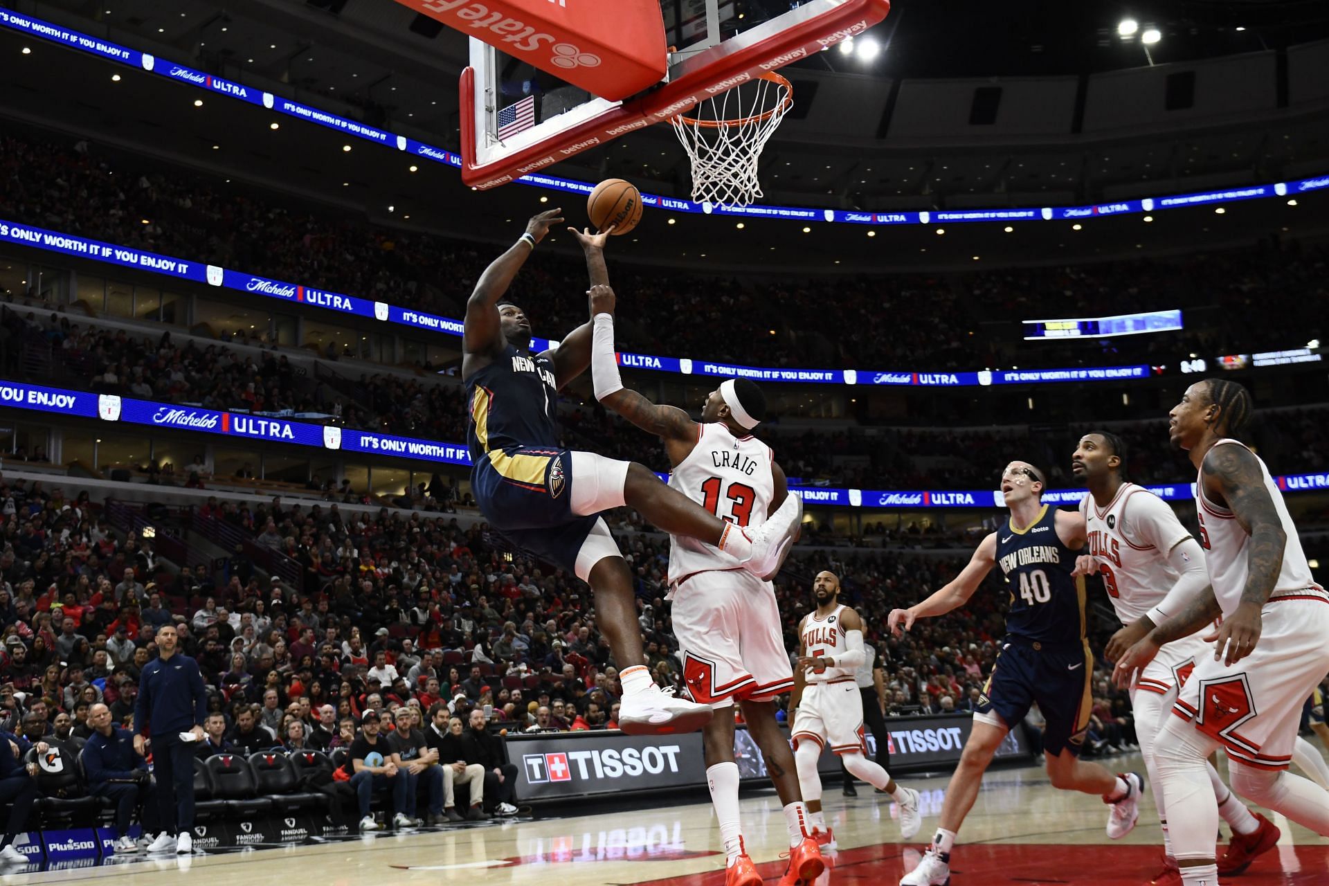 Zion Williamson of the New Orleans Pelicans against the Chicago Bulls